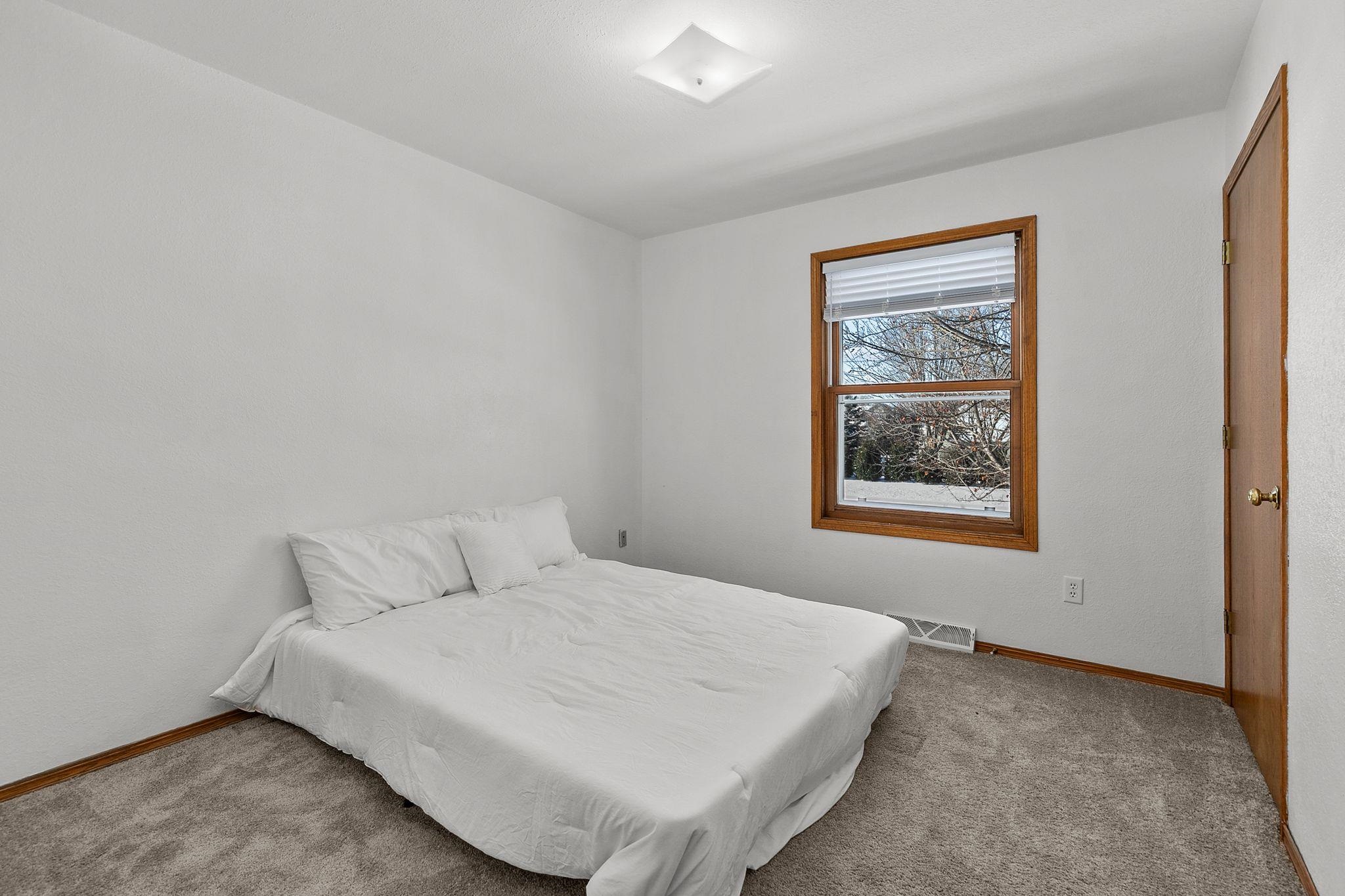 1001 County Rd V Fond du Lac, WI 54935 - Photo 23 of 40