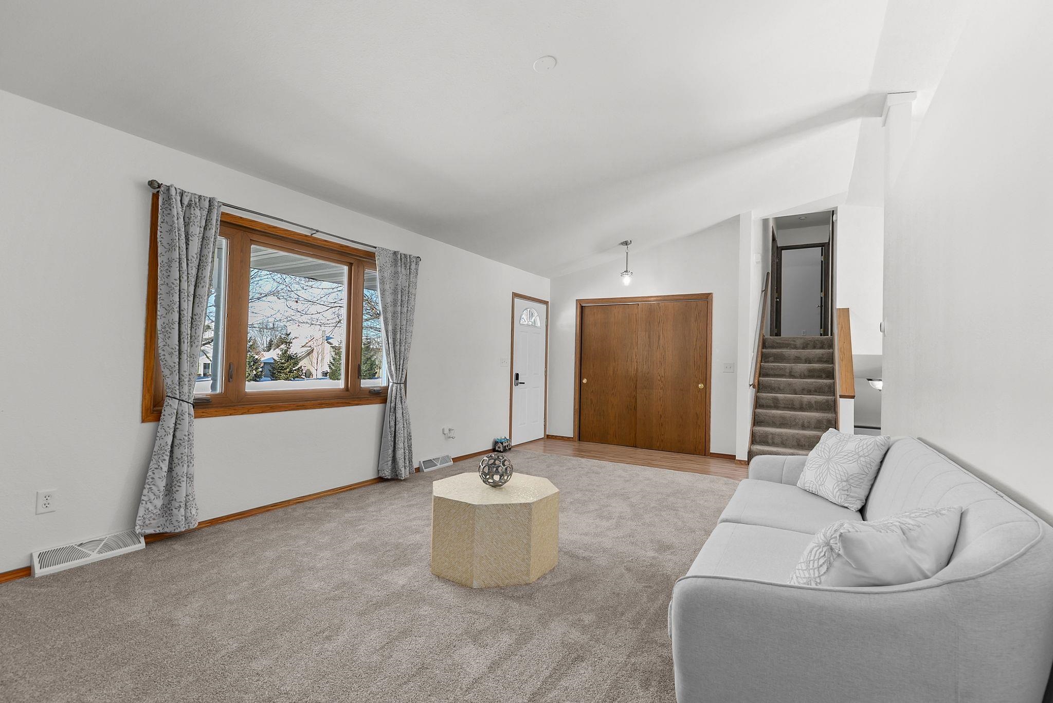 1001 County Rd V Fond du Lac, WI 54935 - Photo 3 of 40