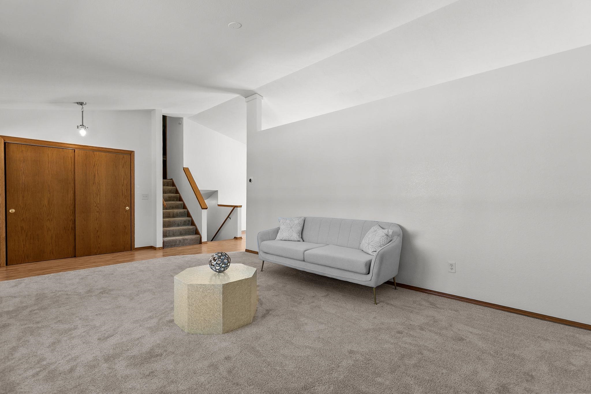 1001 County Rd V Fond du Lac, WI 54935 - Photo 4 of 40