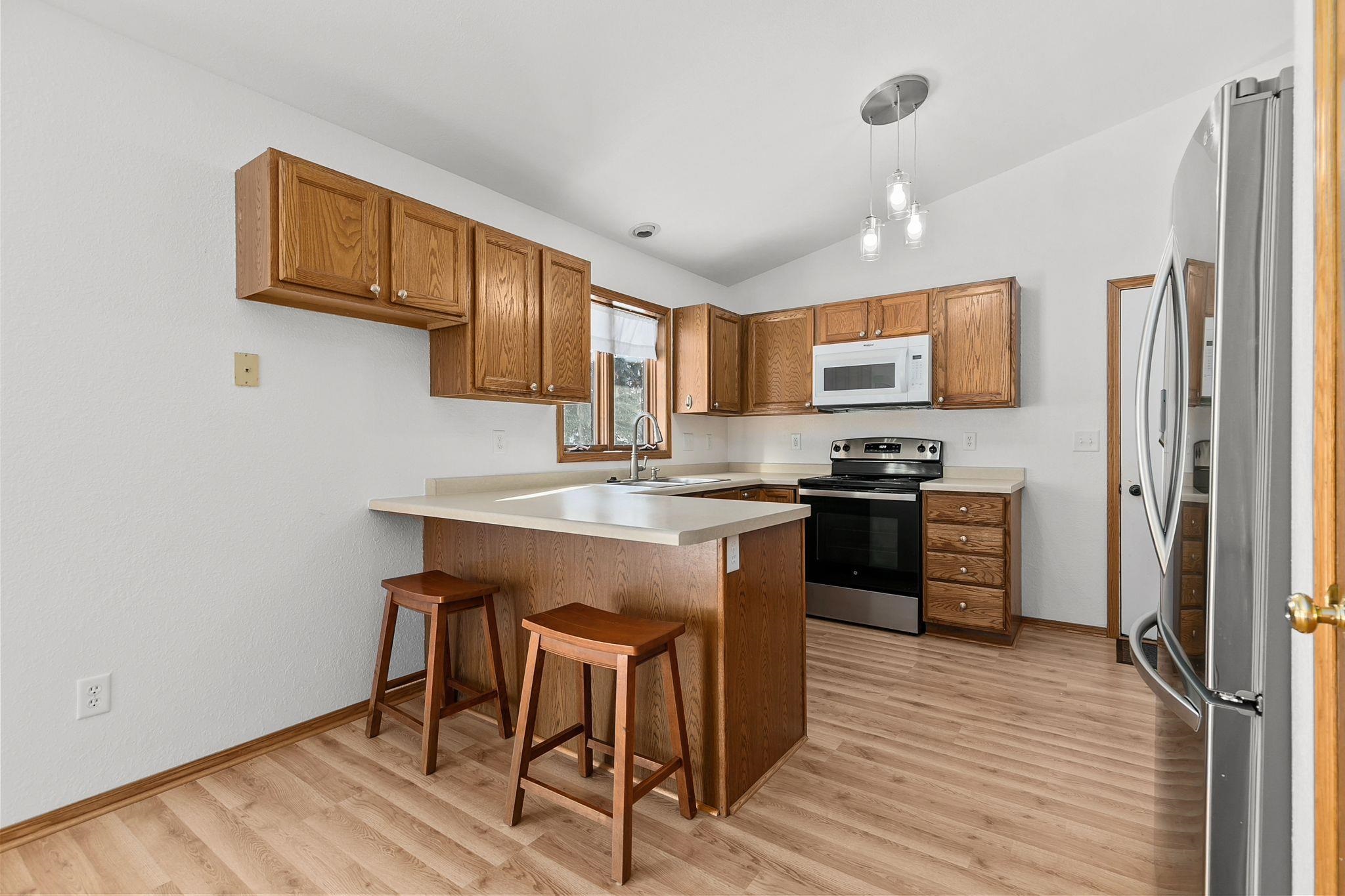 1001 County Rd V Fond du Lac, WI 54935 - Photo 9 of 40