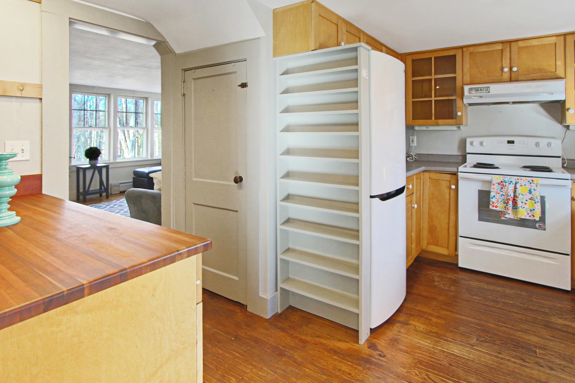 391 Middle Hancock Road Peterborough, NH 03458 - Photo 4 of 40