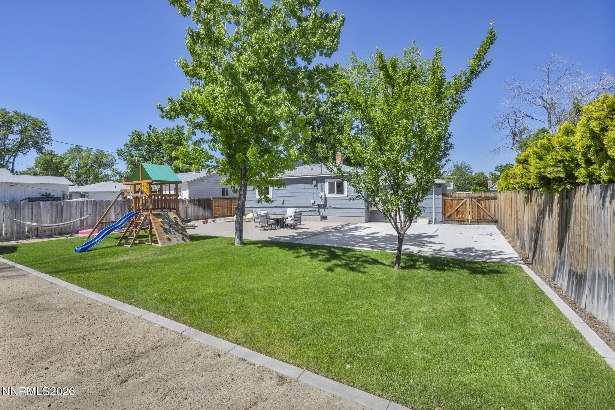 620 Belgrave Avenue Reno, NV 89502 - Photo 48 of 57 a garden view with a seating space