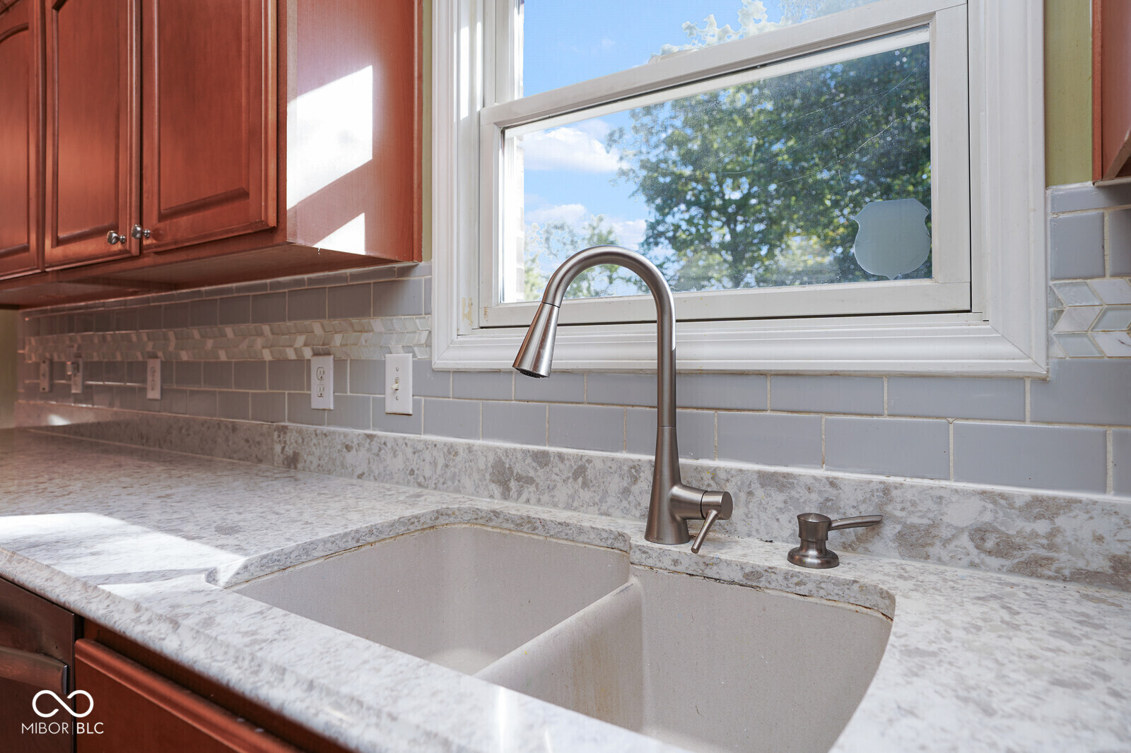 533 Schmitt Road Indianapolis, IN 46239 - Photo 23 of 59