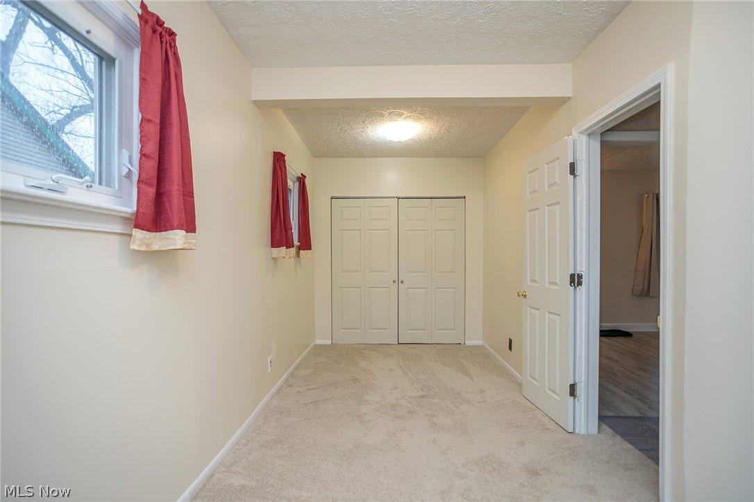 1175 Lander Road Cleveland, OH 44124 - Photo 10 of 23