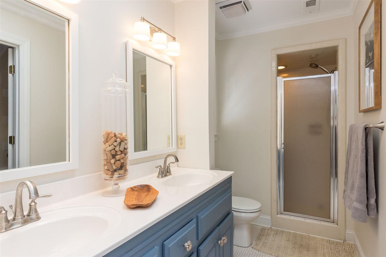 400 Robb Court Raleigh, NC 27615 - Photo 14 of 25 Master Bath/Spa