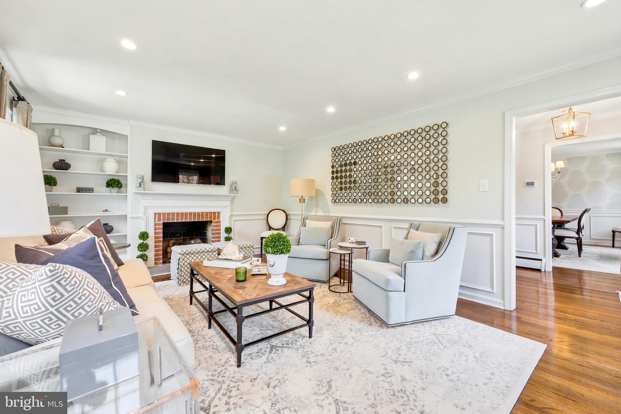 566 Upper Weadley Road Wayne, PA 19087 - Photo 7 of 50 Formal Living Room w/ gas fireplace