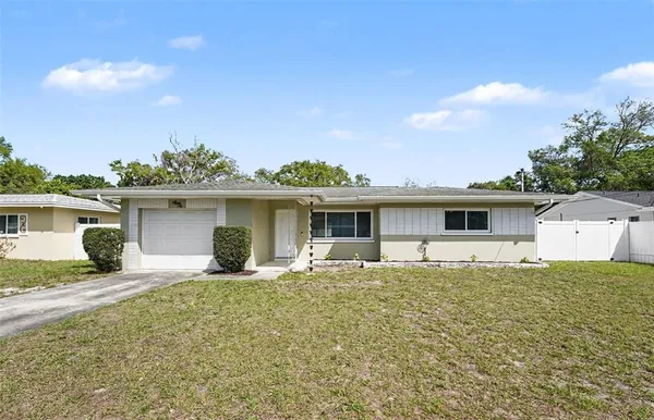 $334,900 | 2139 Poinciana Drive, Clearwater, FL 33760