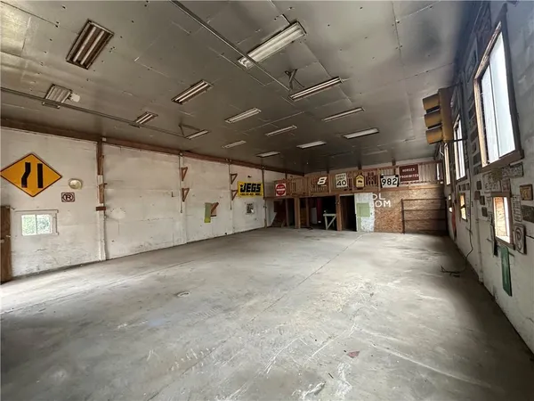 a view of a storage & utility room