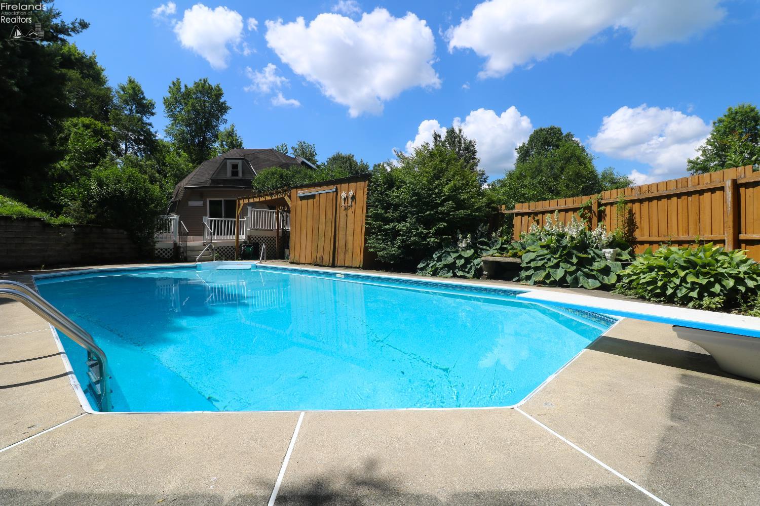 21783 Pitts Road Wellington, OH 44090 - Photo 32 of 53 Gallery Image 32
