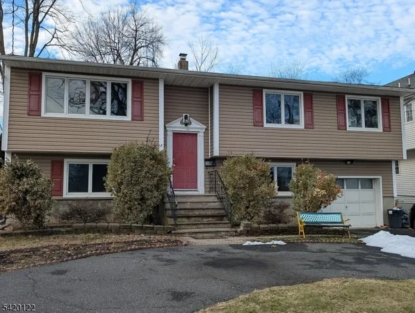 $4,100 | 139 Halsey Road, Parsippany, NJ 07054