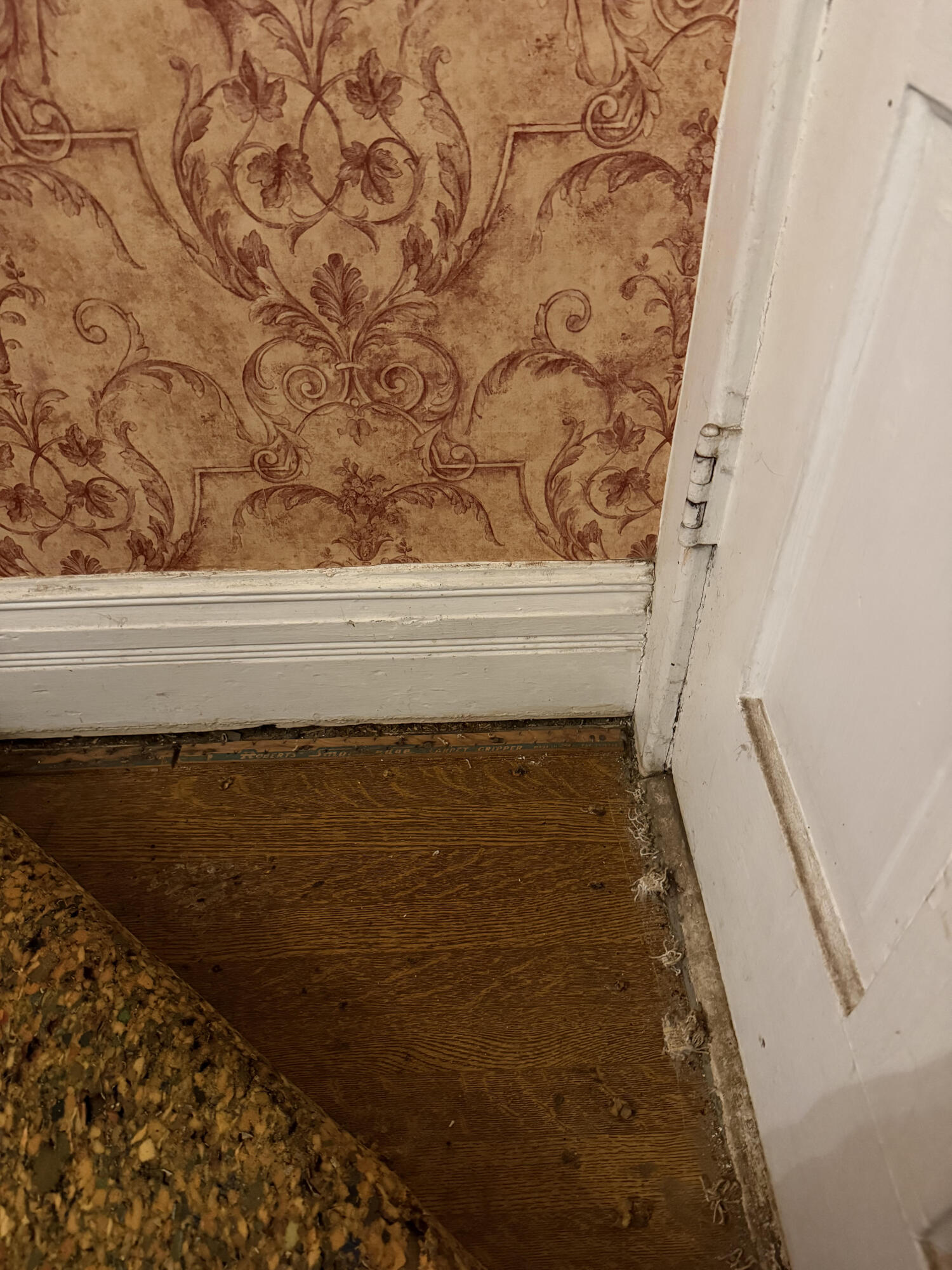 18300 14 Mile Road Marshall, MI 49068 - Photo 10 of 32 Floor under dining room