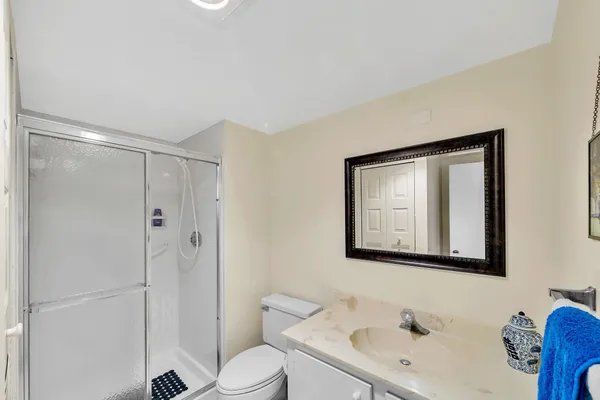 $2,075 | 9278 Vista Del Lago, Unit 31F, Boca Raton, FL 33428