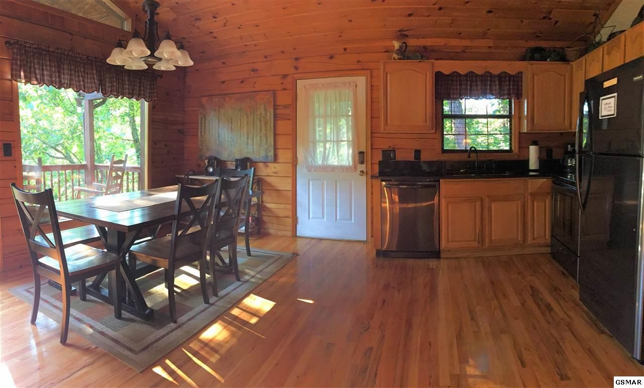 1633 Raccoon Den Way Sevierville, TN 37862 - Photo 8 of 29 Gallery Image 8