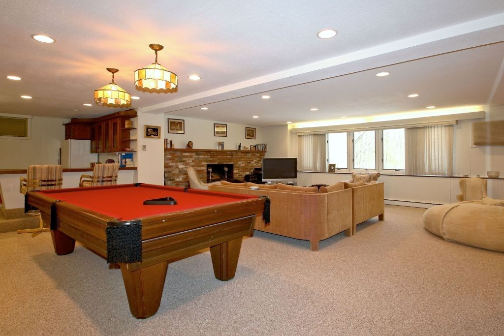 33 Barney Hill Road Wayland, MA 01778 - Photo 24 of 26 Gallery Image 24