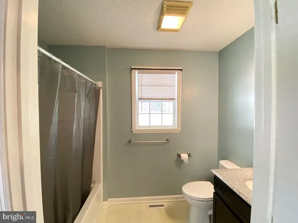$368,000 | 427 Muscadine Trail, Baskerville, VA 23915