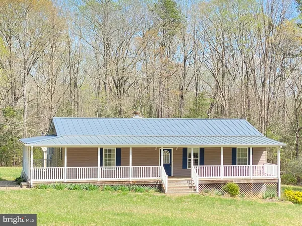 $368,000 | 427 Muscadine Trail, Baskerville, VA 23915