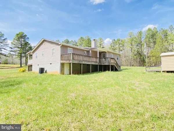 $368,000 | 427 Muscadine Trail, Baskerville, VA 23915