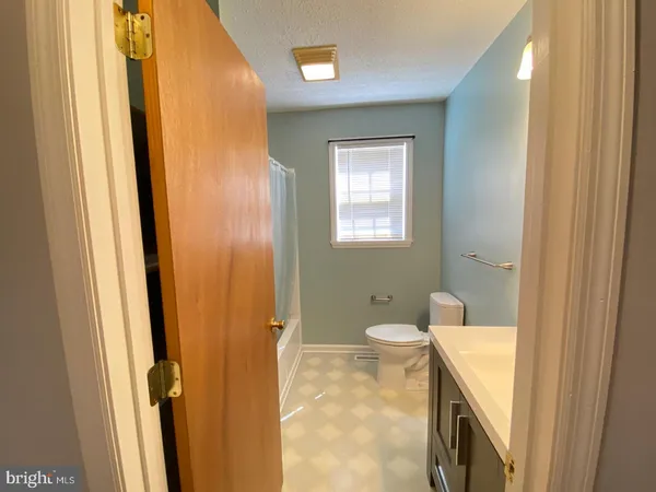 $368,000 | 427 Muscadine Trail, Baskerville, VA 23915