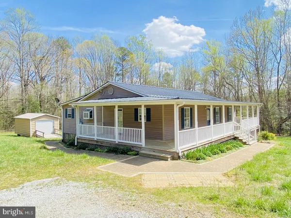 $368,000 | 427 Muscadine Trail, Baskerville, VA 23915
