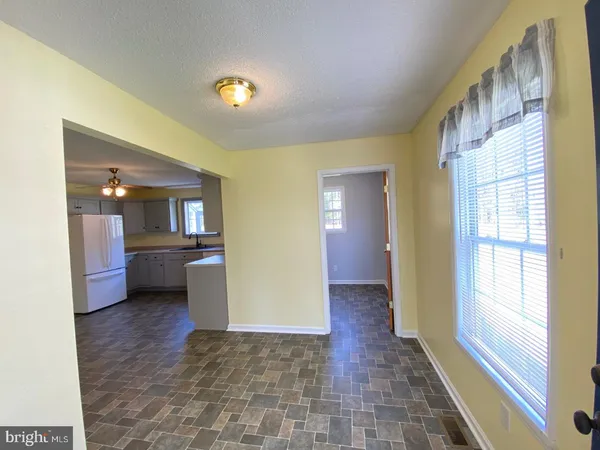 $368,000 | 427 Muscadine Trail, Baskerville, VA 23915