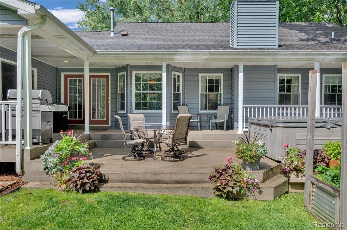13099 Ripley Road Linden, MI 48451 - Photo 4 of 24 Gallery Image 4