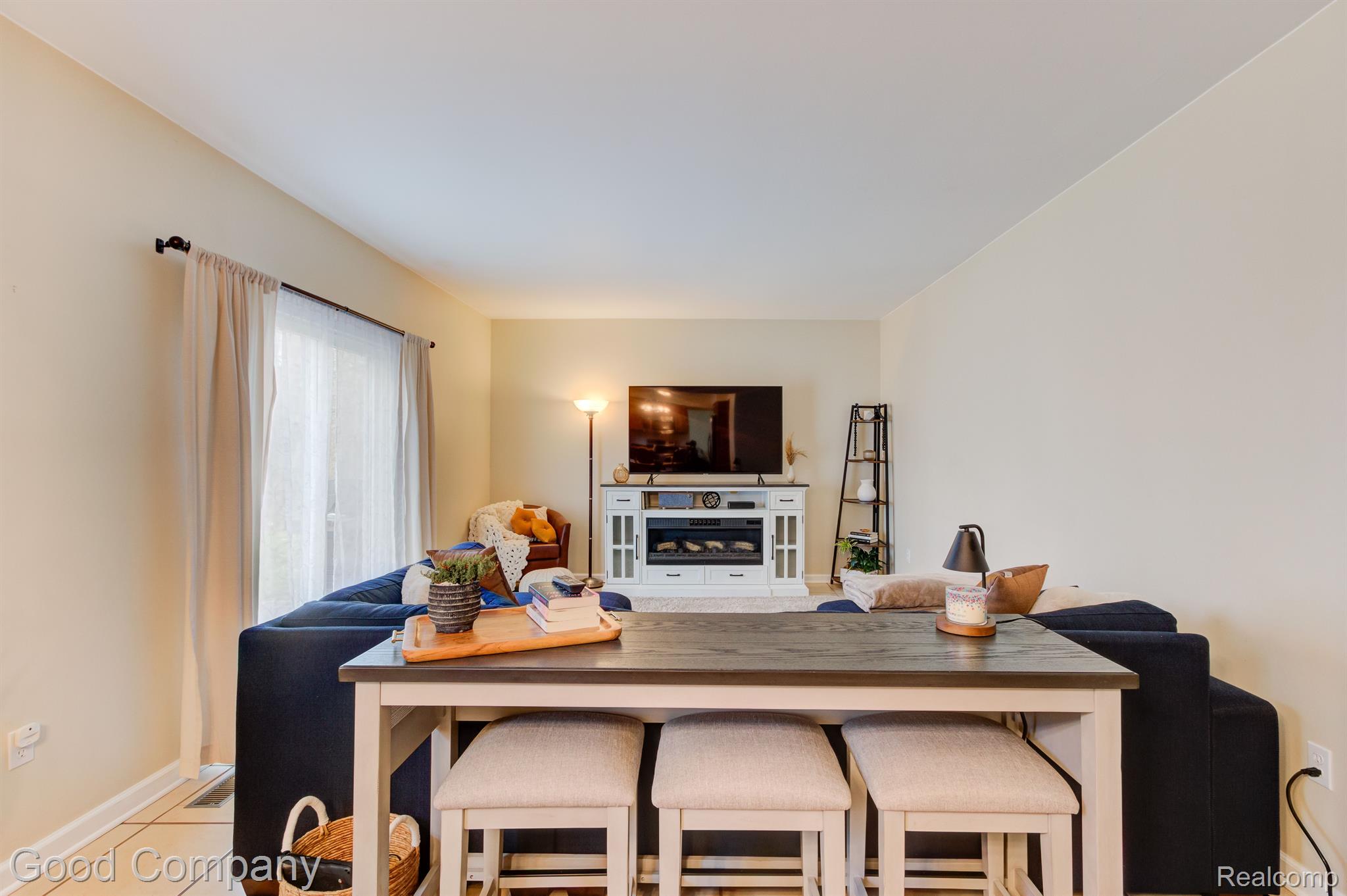 343 Whitney Drive Rochester, MI 48307 - Photo 17 of 43 Gallery Image 17