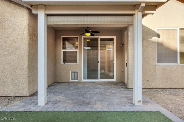 $2,550 | 10357 Borah Park Circle, Las Vegas, NV 89178