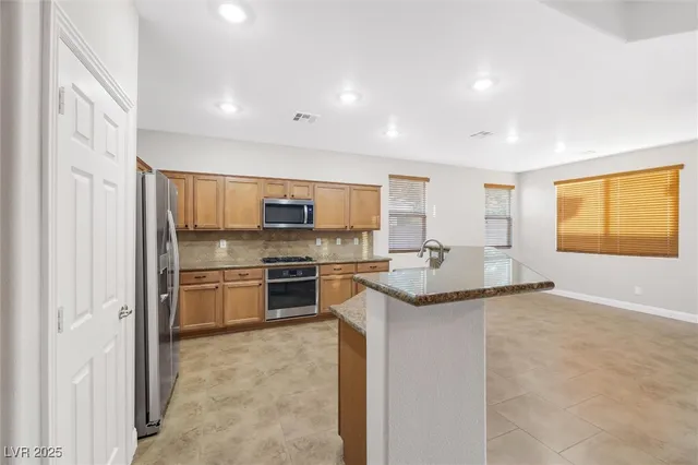 $2,550 | 10357 Borah Park Circle, Las Vegas, NV 89178