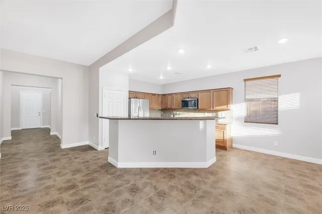 $2,550 | 10357 Borah Park Circle, Las Vegas, NV 89178