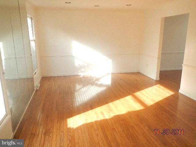 705 Bonifant Road Silver Spring, MD 20905 - Photo 4 of 10 Living Room