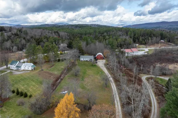$425,000 | 135 Overlook Drive, Londonderry, VT 05148