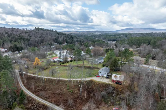 $425,000 | 135 Overlook Drive, Londonderry, VT 05148