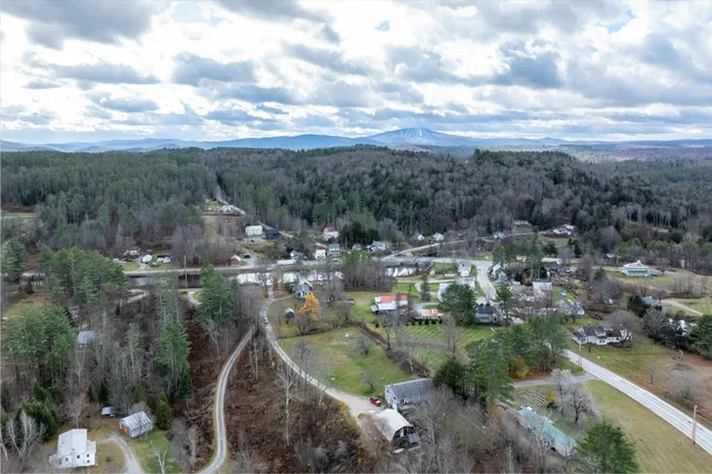 $425,000 | 135 Overlook Drive, Londonderry, VT 05148