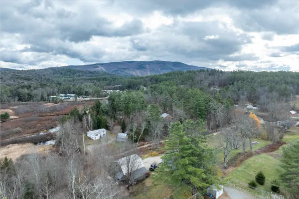 $425,000 | 135 Overlook Drive, Londonderry, VT 05148