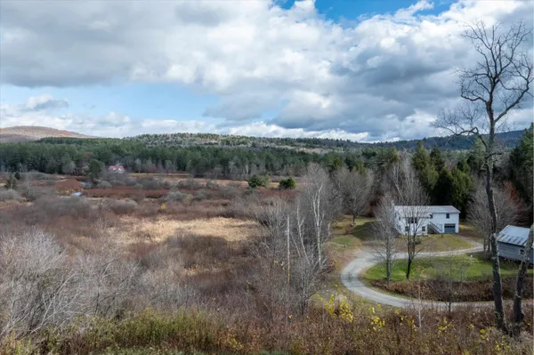 $425,000 | 135 Overlook Drive, Londonderry, VT 05148