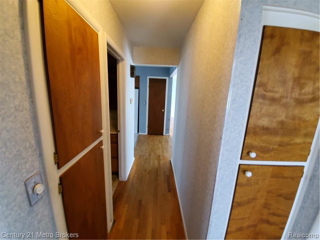 4458 South Linden Road Flint, MI 48507 - Photo 6 of 15 20190404_112133.jpg
