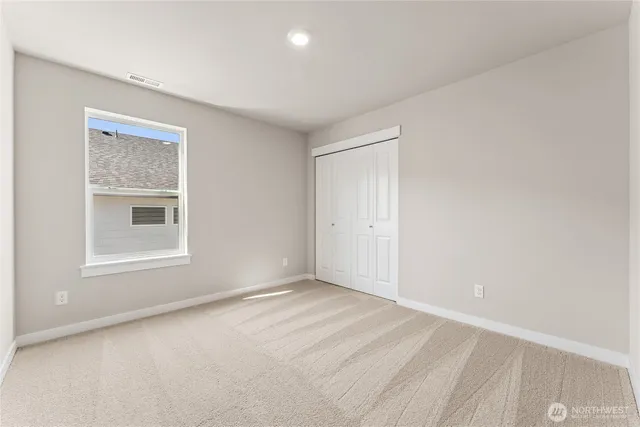 $769,995 | 5715 147th St Court East, Unit 2, Puyallup, WA 98375