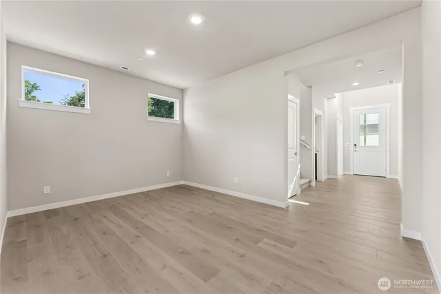 $769,995 | 5715 147th St Court East, Unit 2, Puyallup, WA 98375