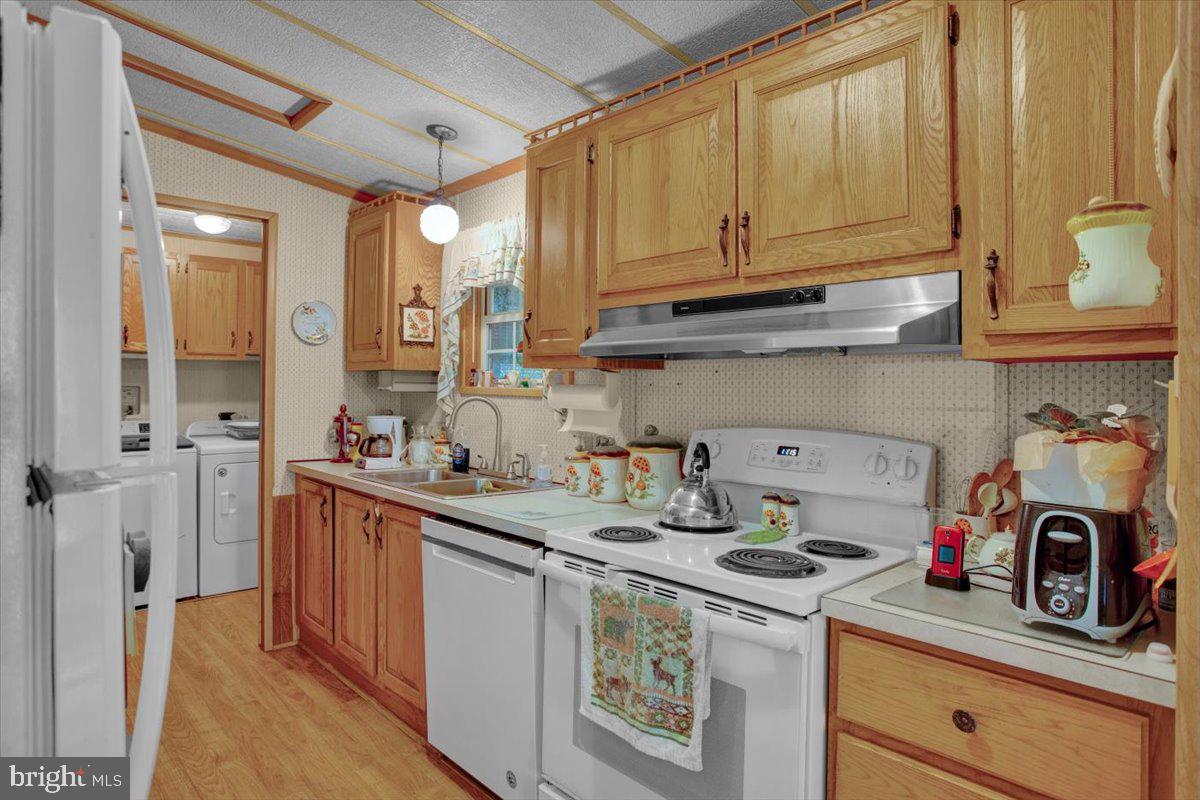 223 Maple Avenue Manheim, PA 17545 - Photo 13 of 29