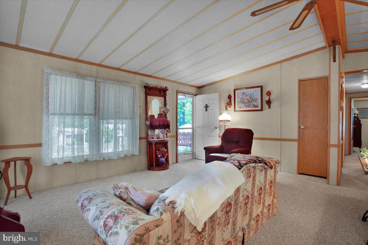 223 Maple Avenue Manheim, PA 17545 - Photo 17 of 29