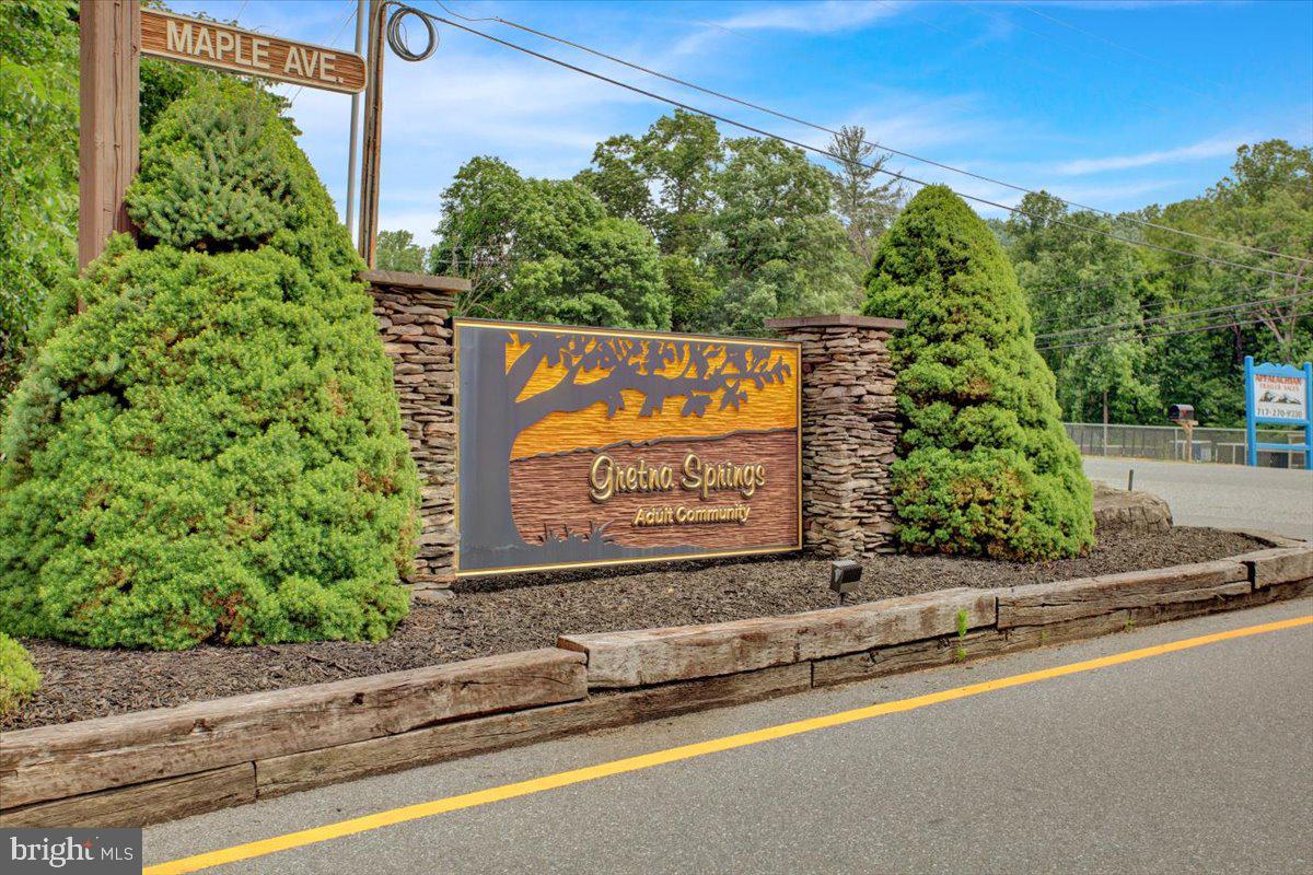 223 Maple Avenue Manheim, PA 17545 - Photo 28 of 29