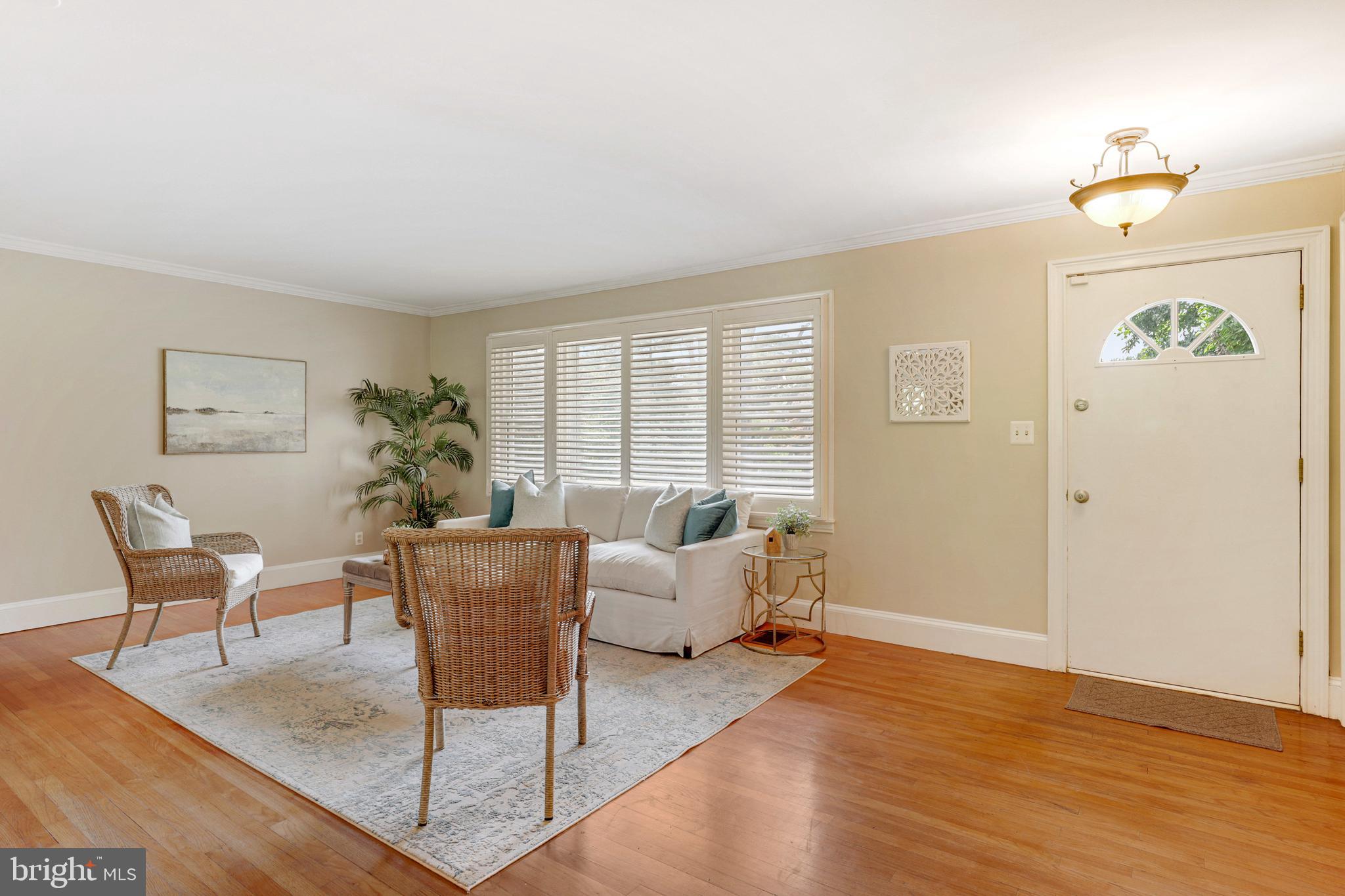 2403 Pot Spring Road Lutherville-Timonium, MD 21093 - Photo 5 of 42 Living Room