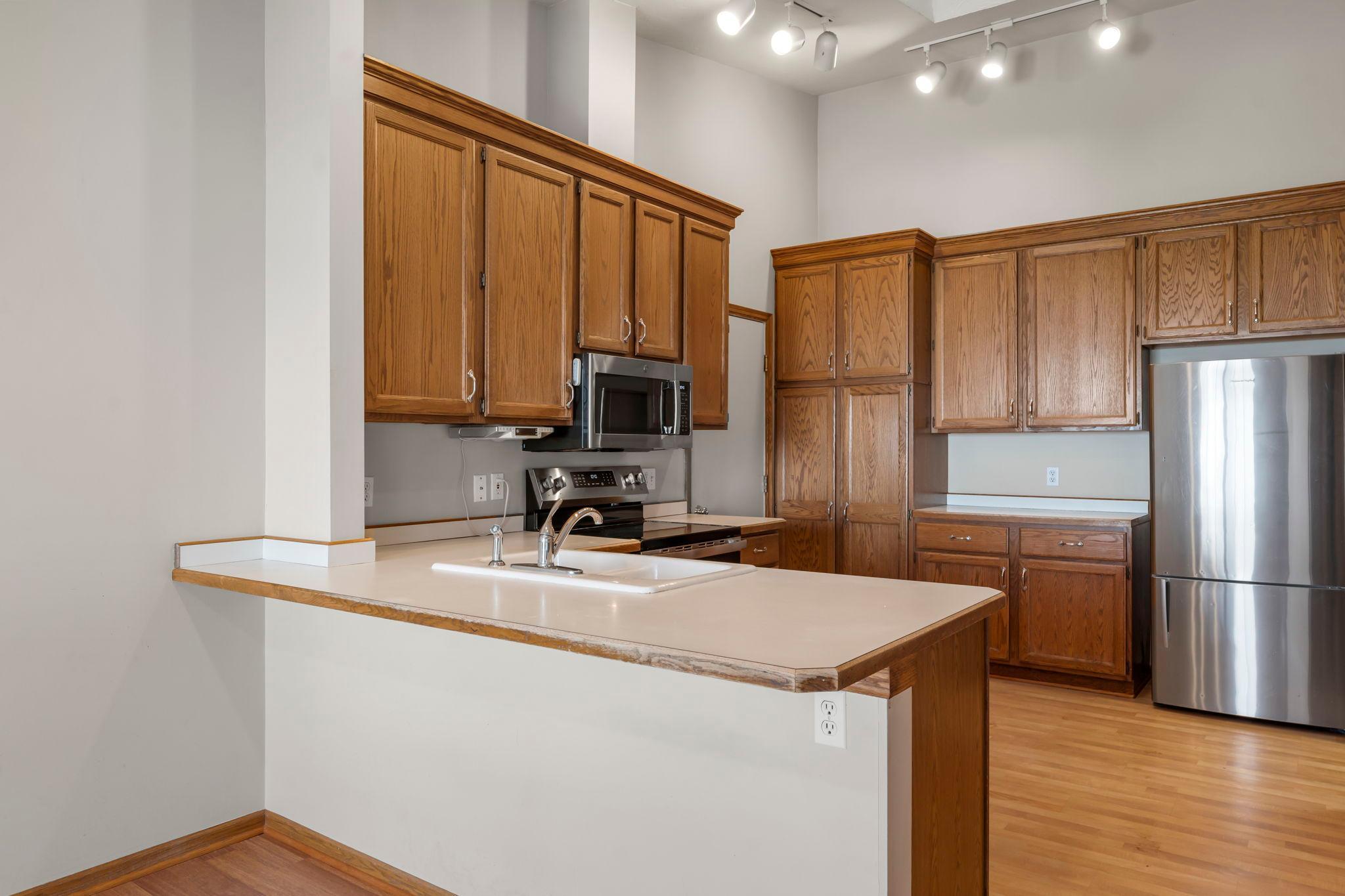 809 Ivy Lane Eagan, MN 55123 - Photo 14 of 47