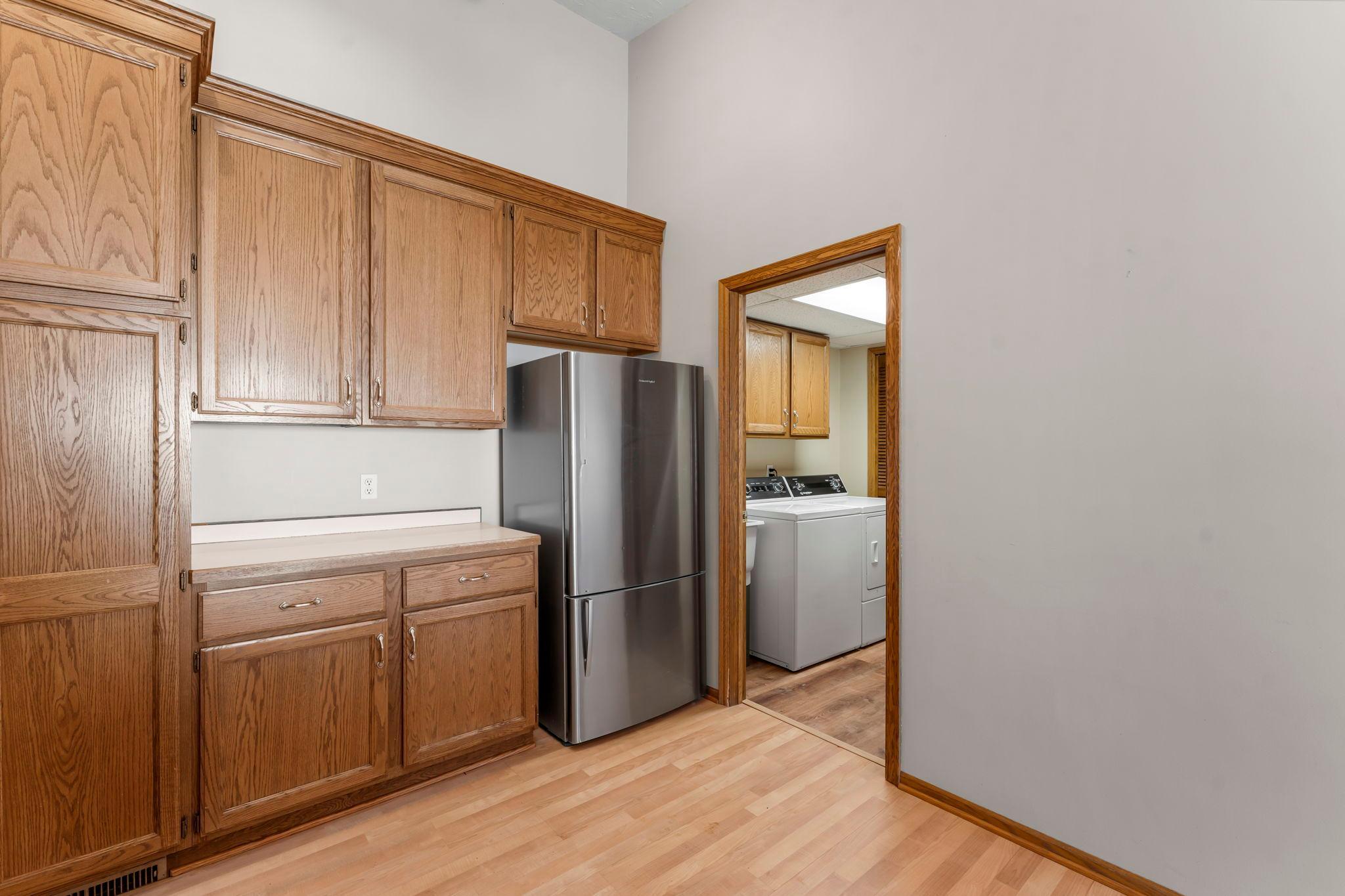 809 Ivy Lane Eagan, MN 55123 - Photo 18 of 47