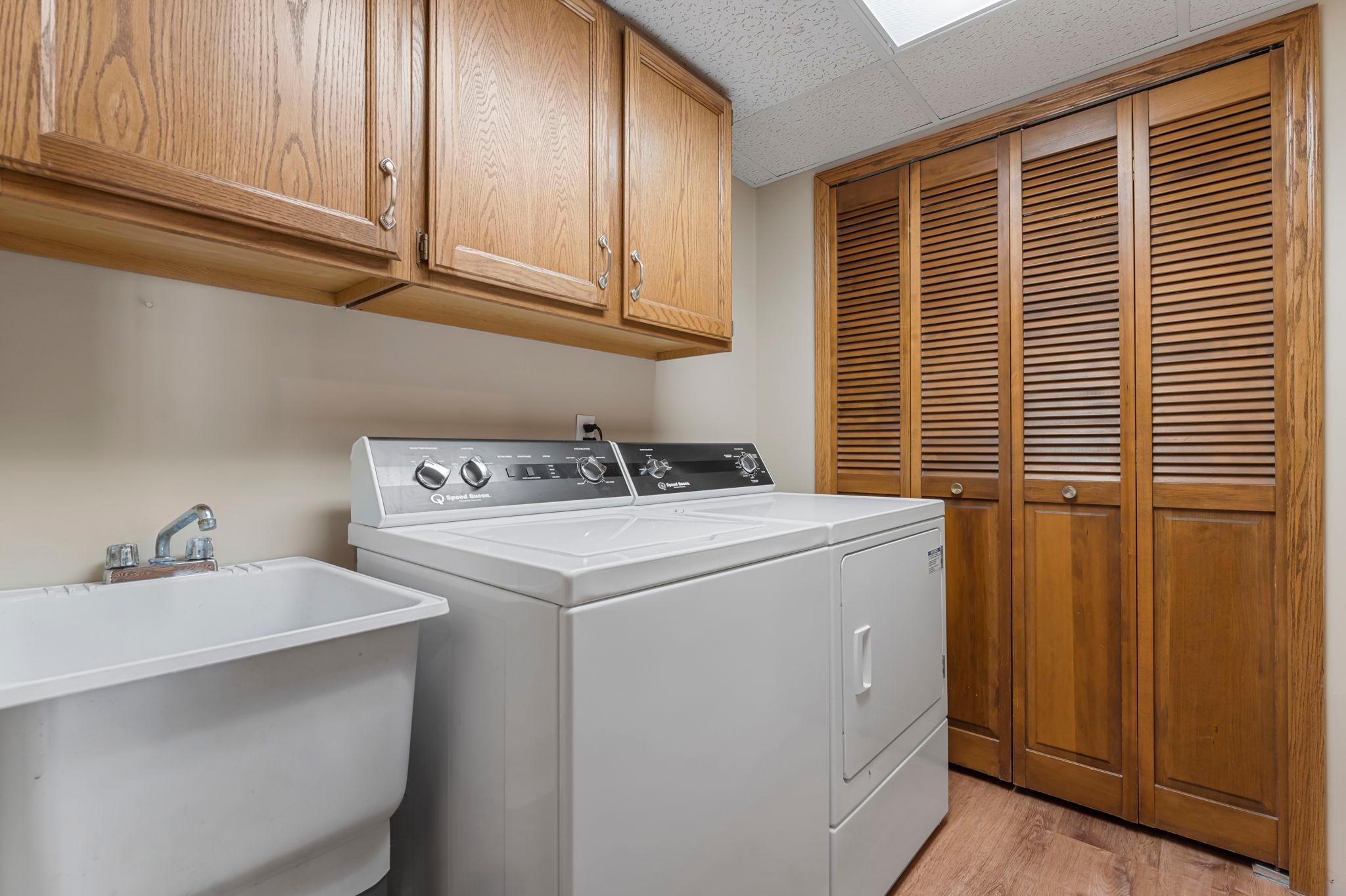 809 Ivy Lane Eagan, MN 55123 - Photo 19 of 47