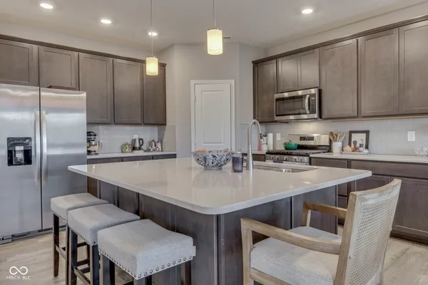 $425,000 | 948 Fred Lane, Greenwood, IN 46143
