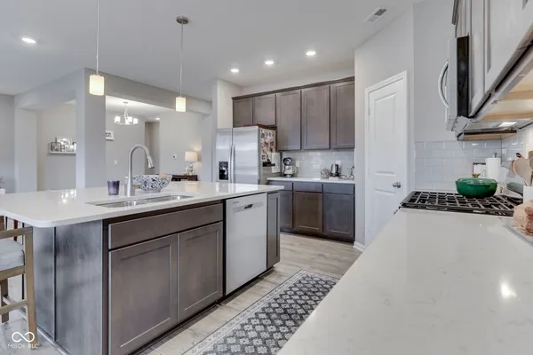 $425,000 | 948 Fred Lane, Greenwood, IN 46143