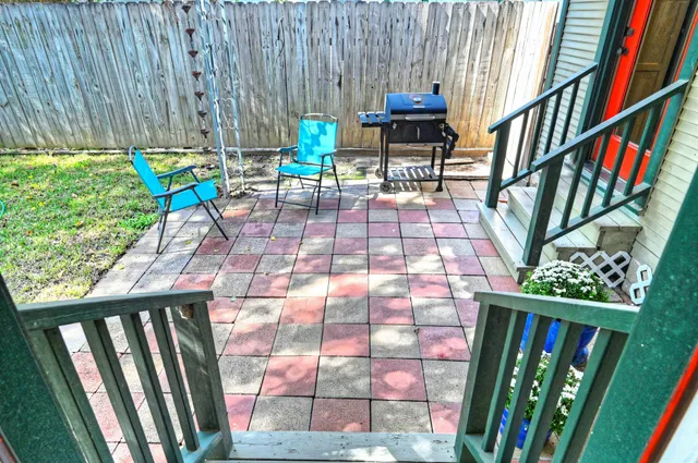 $560,000 | 1020 East 14th Street, Houston, TX 77009