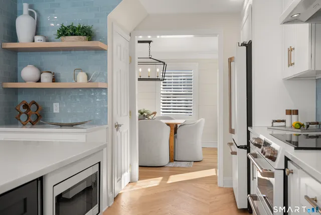 $1,175,000 | 98 Cambridge Street, Fairfield, CT 06824