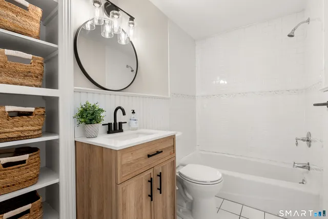 $1,175,000 | 98 Cambridge Street, Fairfield, CT 06824